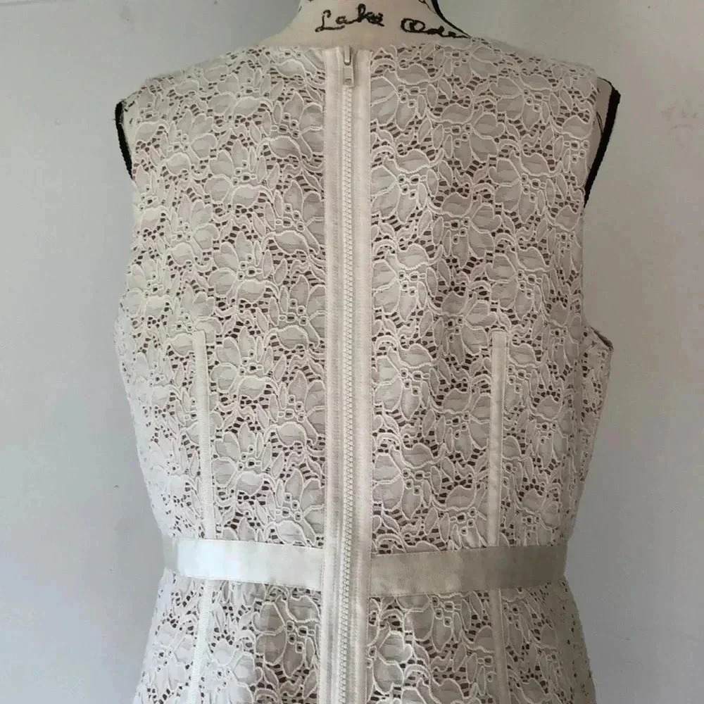Oleg Cassini Cream Lace Dress - Picture 6 of 9